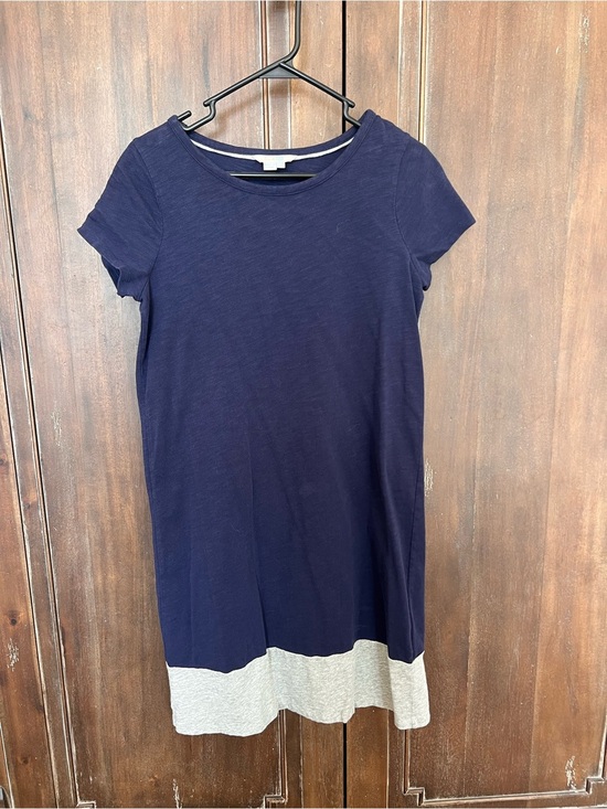 Boden Dresses & Skirts - Boden Navy Short-Sleeve Mini Dress with Light Gray Hem